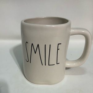 Rae Dunn Ceramic Smile Mug